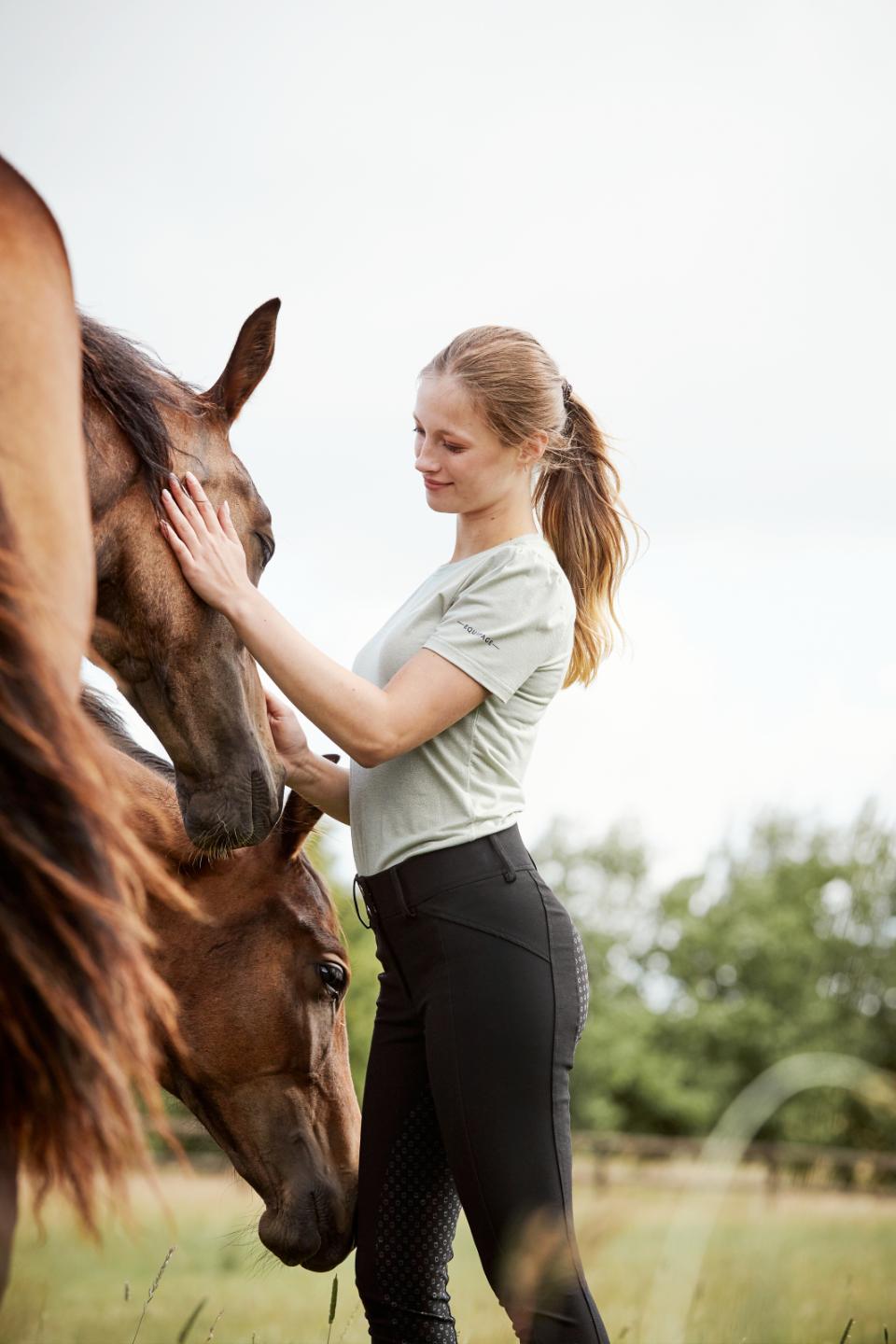 EQUIPAGE MARA Kortærmet T-shirt. Sage Green