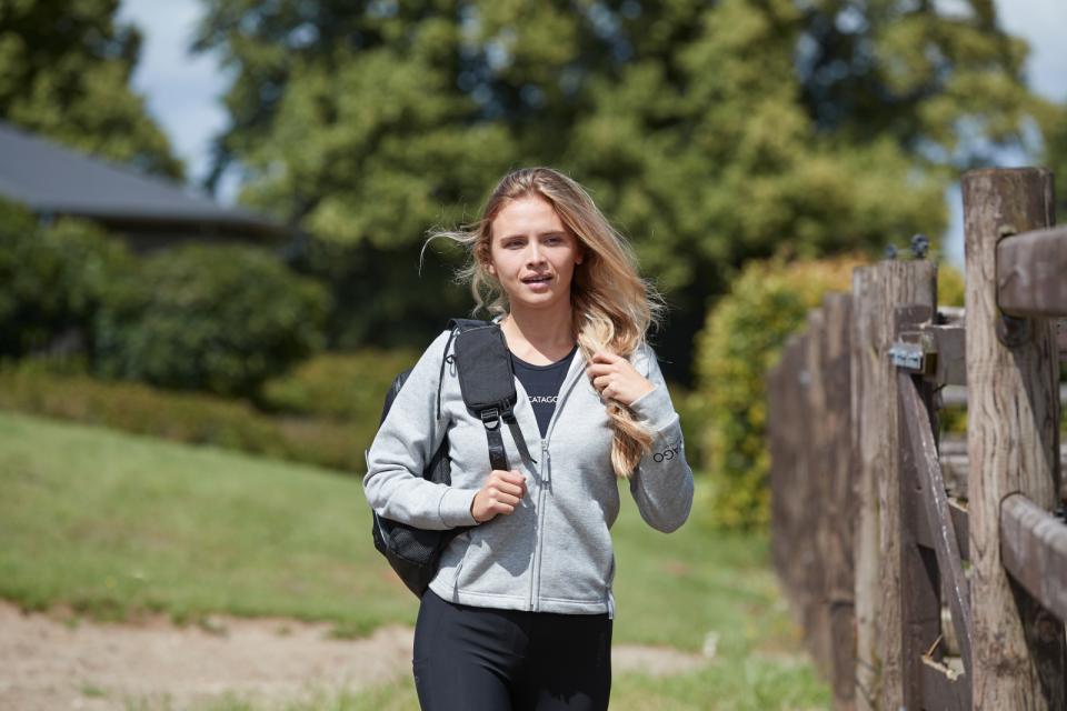 CATAGO NATALIE Hættetrøje med lynlås. Grå Melange
