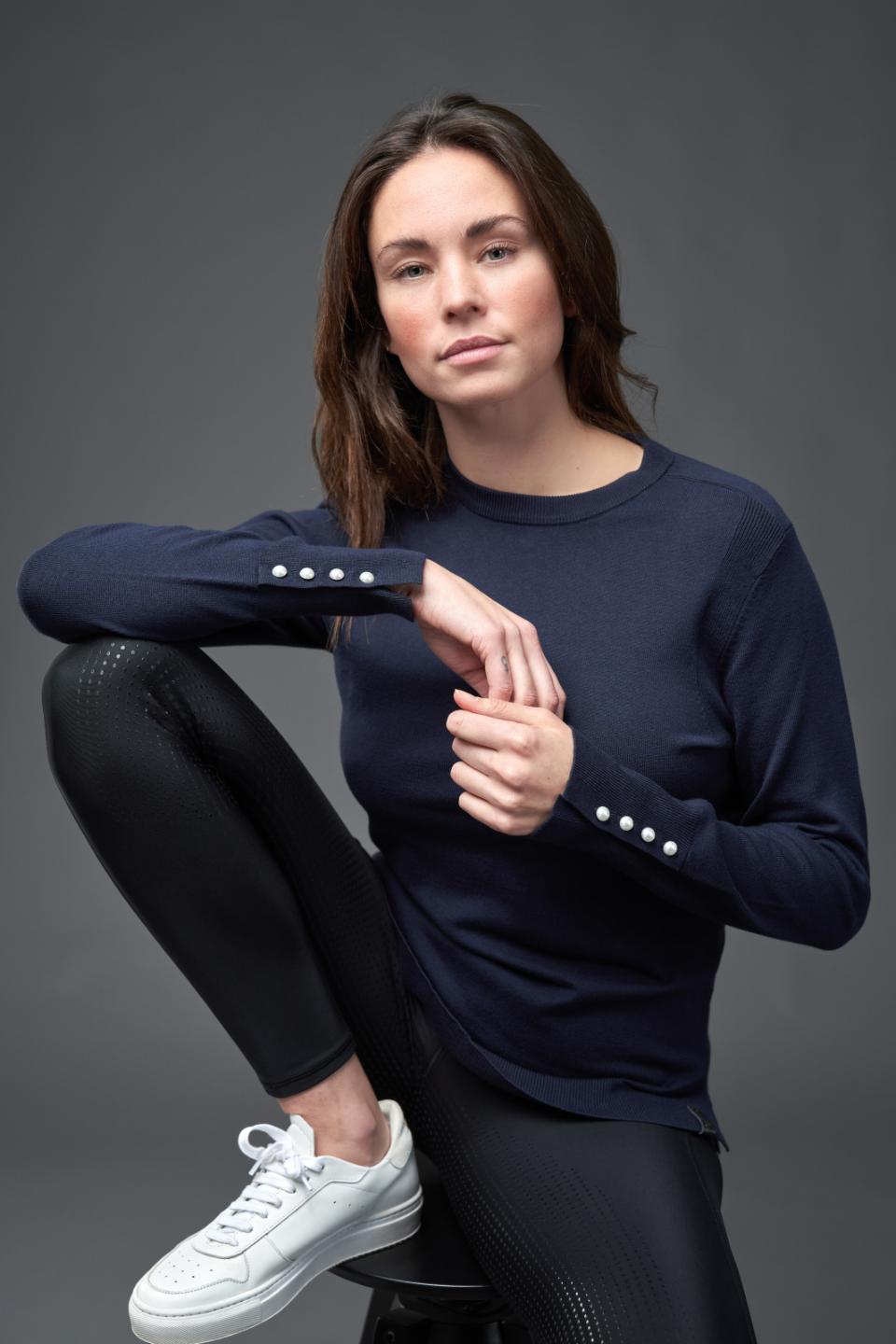 CATAGO ROBYN Strikket pullover. Navy