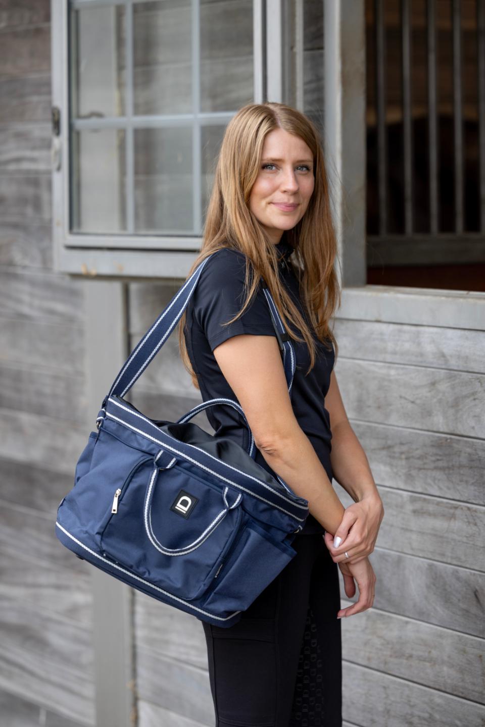 EQUIPAGE DARCY Strigletaske. Navy