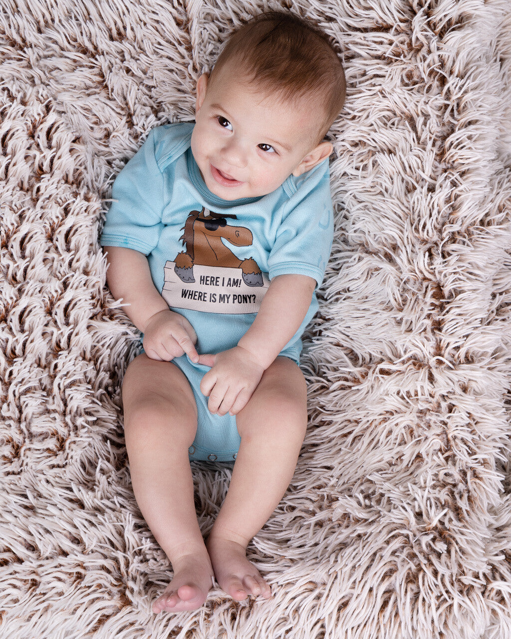 QHP BOBBY Baby bodystocking. Lyseblå