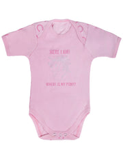 QHP BOBBY Baby bodystocking. Lyserød