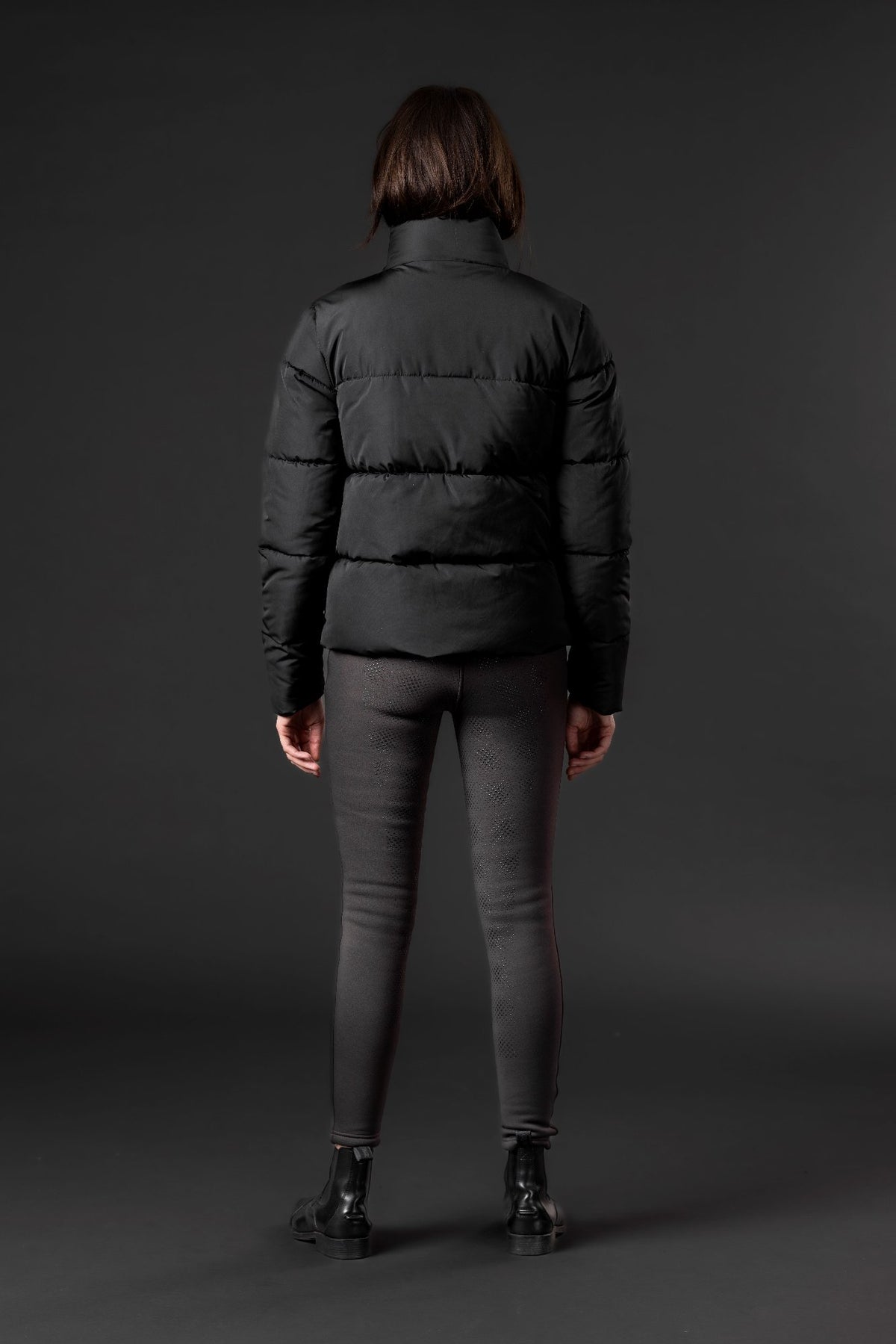 CATAGO BELLA Puffer Jacket. Sort